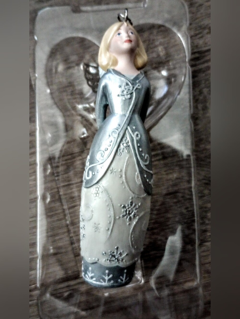 Hallmark Silver&Light Green Angel Ornament with Blonde Hair, 11x3cm, New In Box
